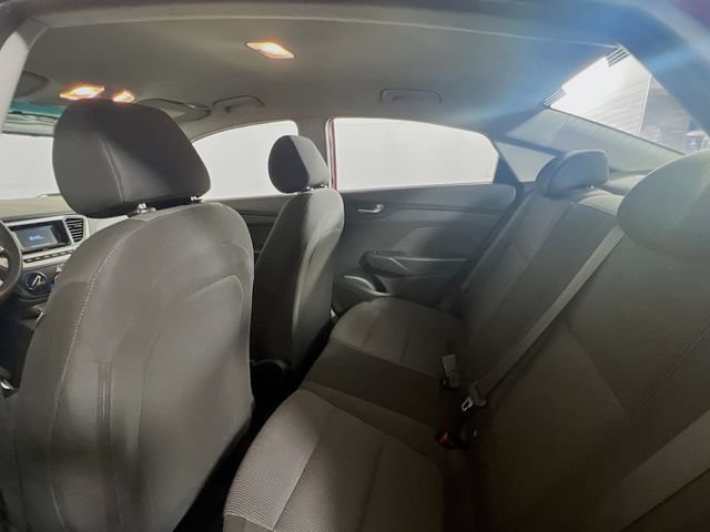 Used 2020 Hyundai Accent SE FWD image 17