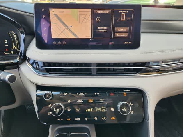 Certified 2026 INFINITI QX60 Luxe w/ Cargo Package FWD image 14