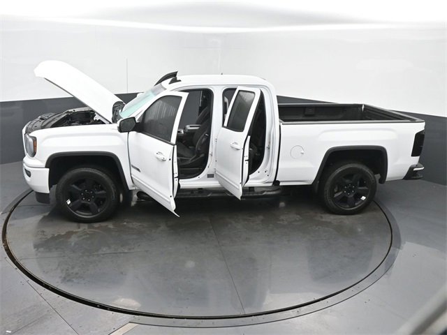 Used 2017 GMC Sierra 1500 SLE image 63