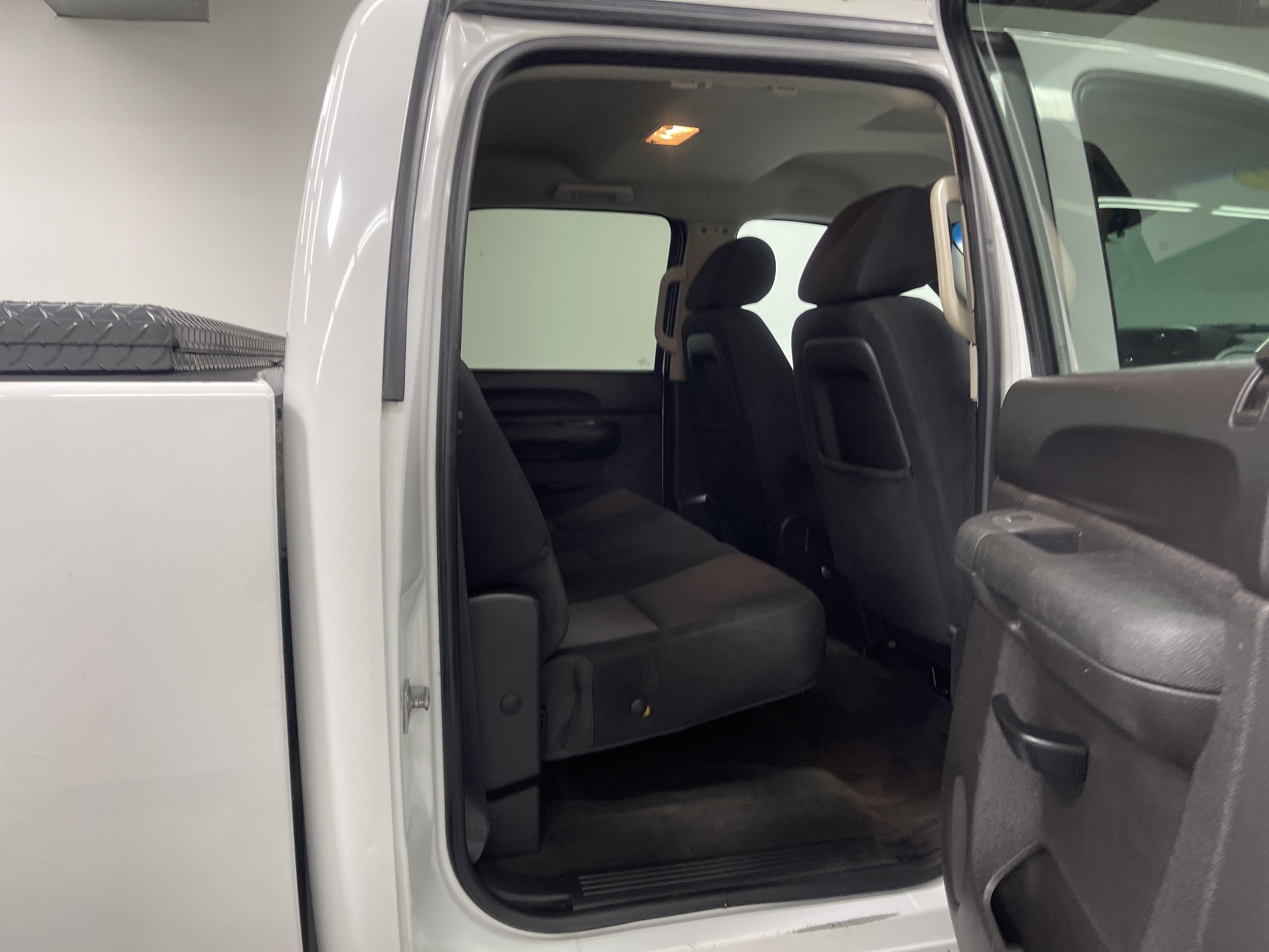Used 2012 Chevrolet Silverado 2500 LT w/ Convenience Package image 19