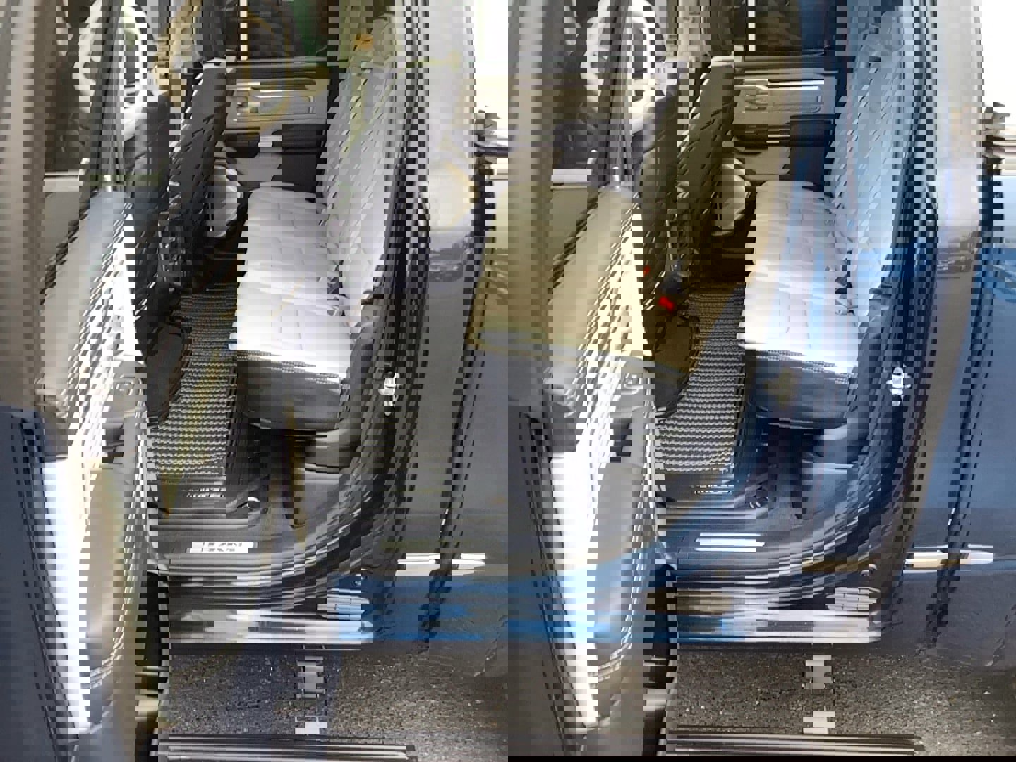 Certified 2023 RAM 1500 Limited image 10