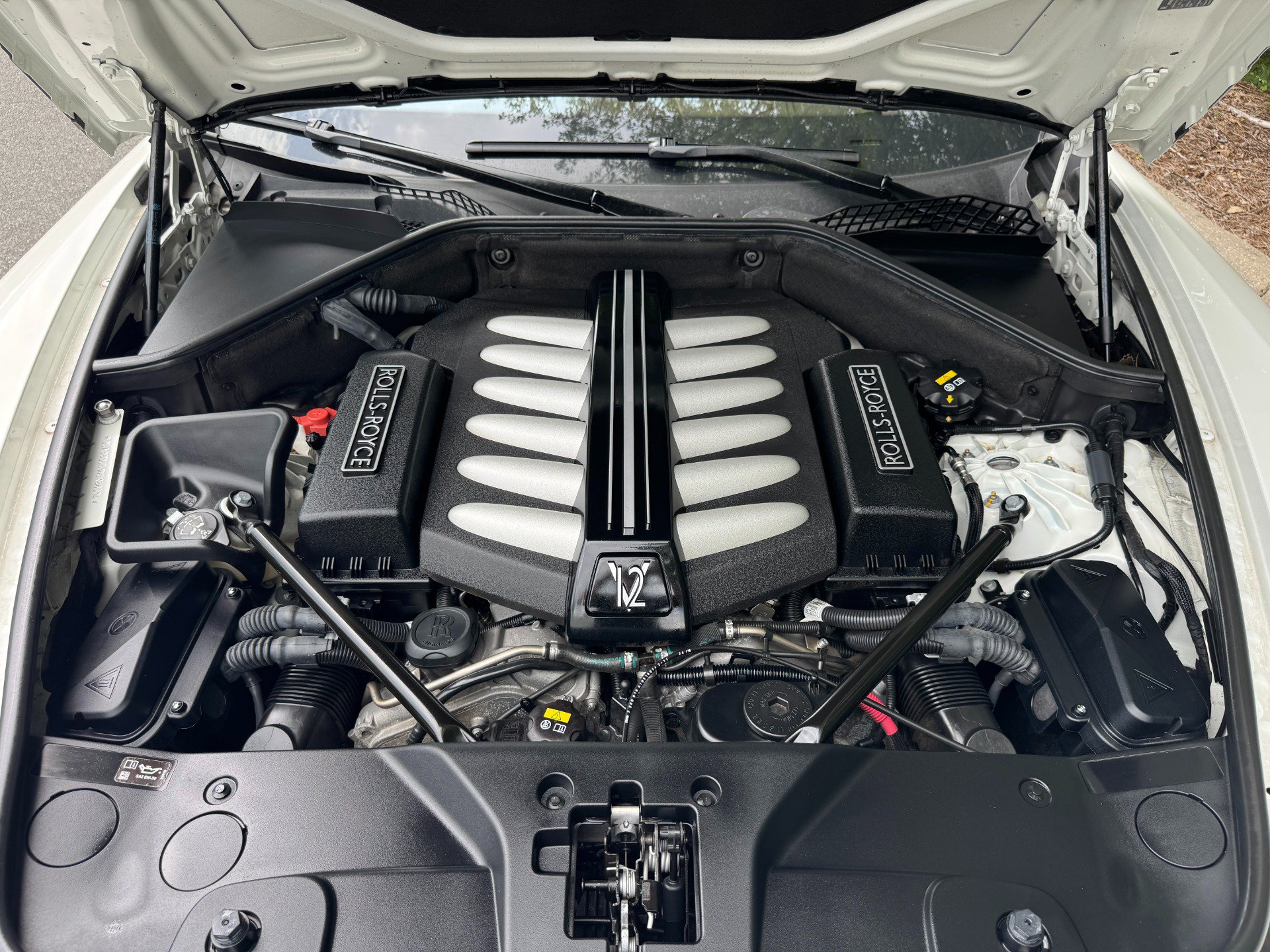 Used 2017 Rolls-Royce Wraith RWD image 62