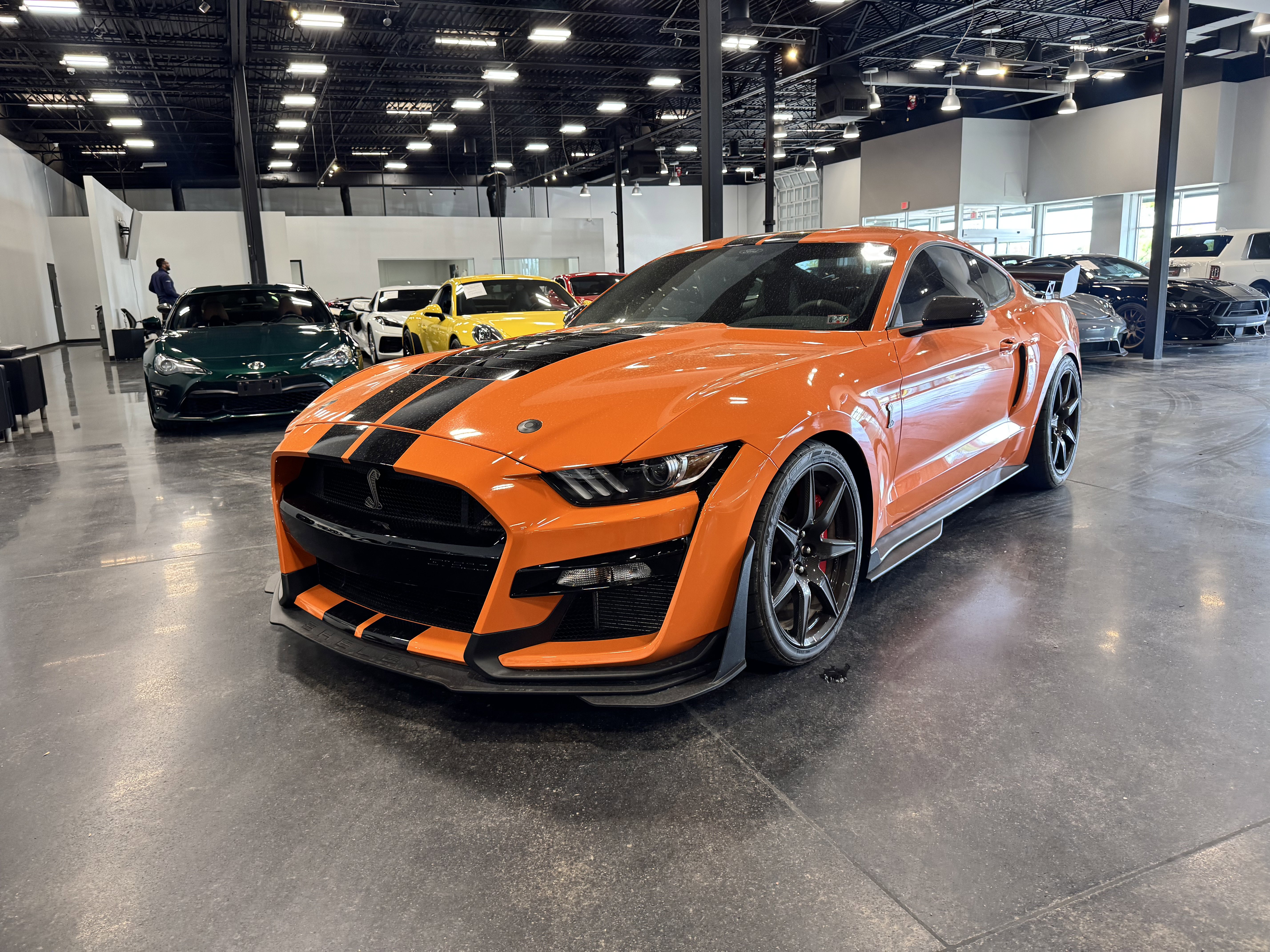 Used 2021 Ford Mustang Shelby GT500 w/ Carbon Fiber Track Pack RWD image 23