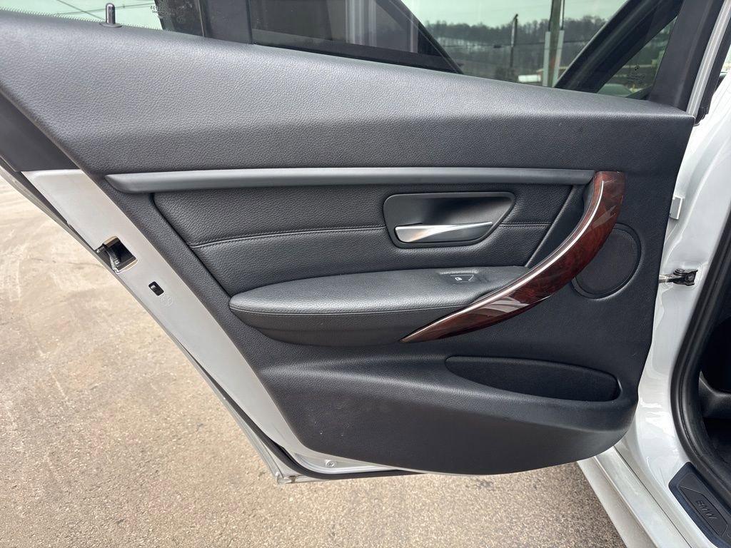 Used 2013 BMW 335i xDrive Sedan image 25