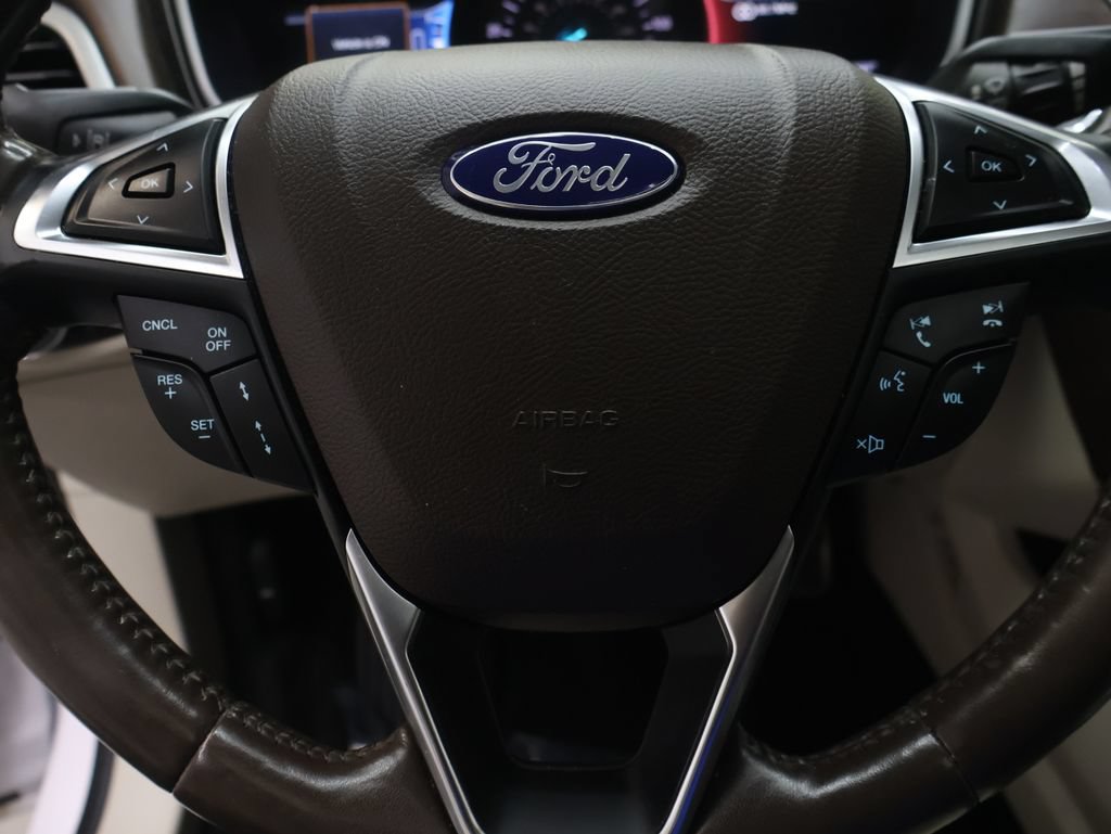 Used 2017 Ford Fusion Energi Platinum FWD image 18