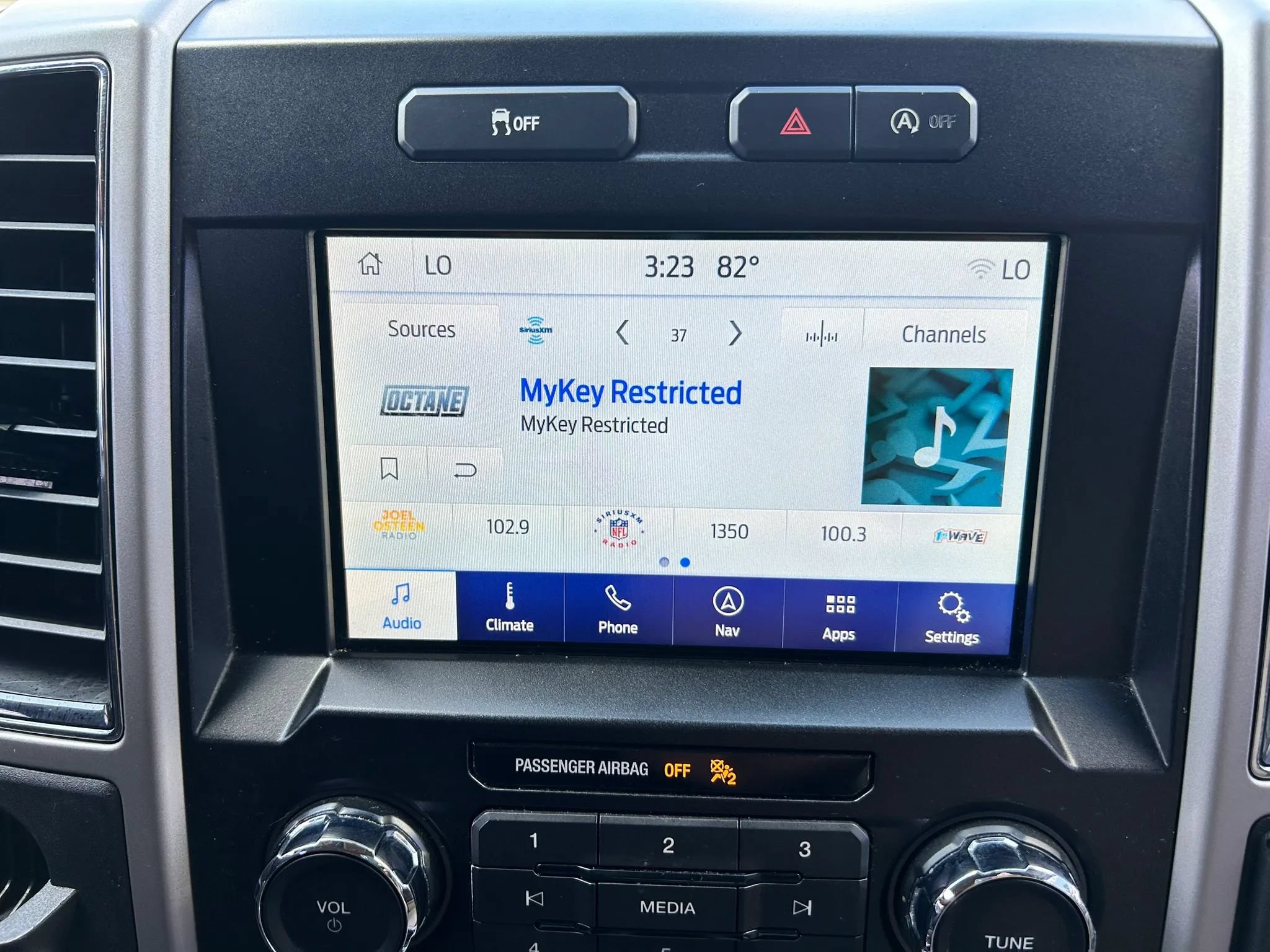 Used 2019 Ford F150 Lariat RWD image 20