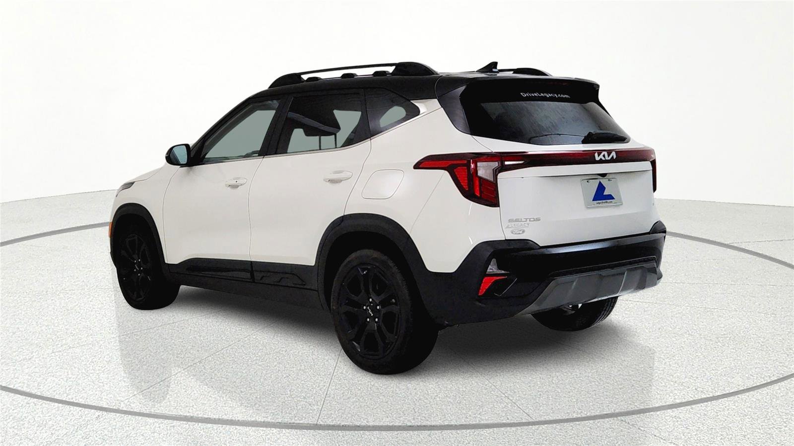 Used 2024 Kia Seltos X-Line image 6