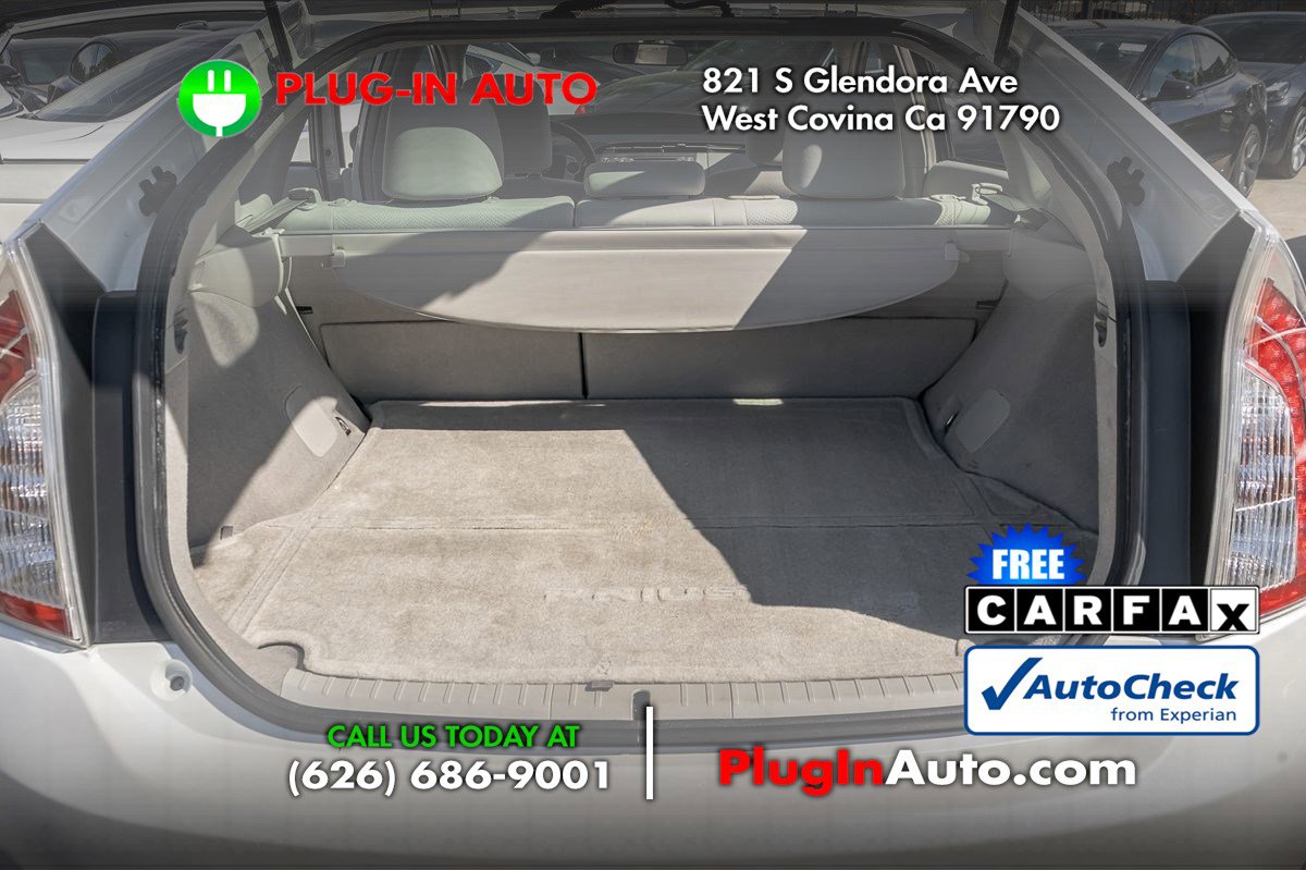 Used 2012 Toyota Prius Three image 10