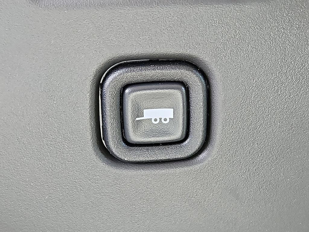 New 2026 Chevrolet Express 2500 w/ Driver Convenience Package RWD image 13