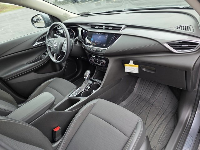 Used 2021 Buick Encore GX Select image 25