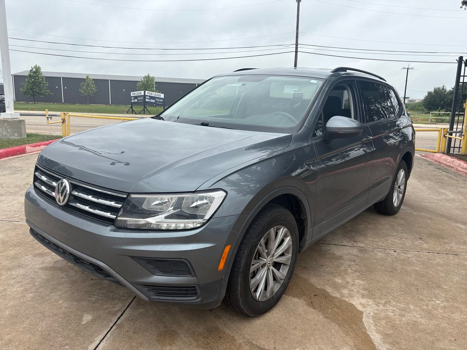 Used 2020 Volkswagen Tiguan S w/ 3rd Row Seat Package AWD/4WD image 7