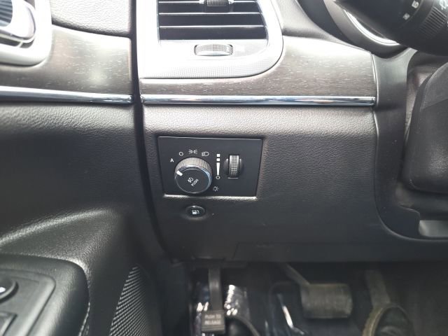 Used 2018 Jeep Grand Cherokee Limited AWD/4WD image 15