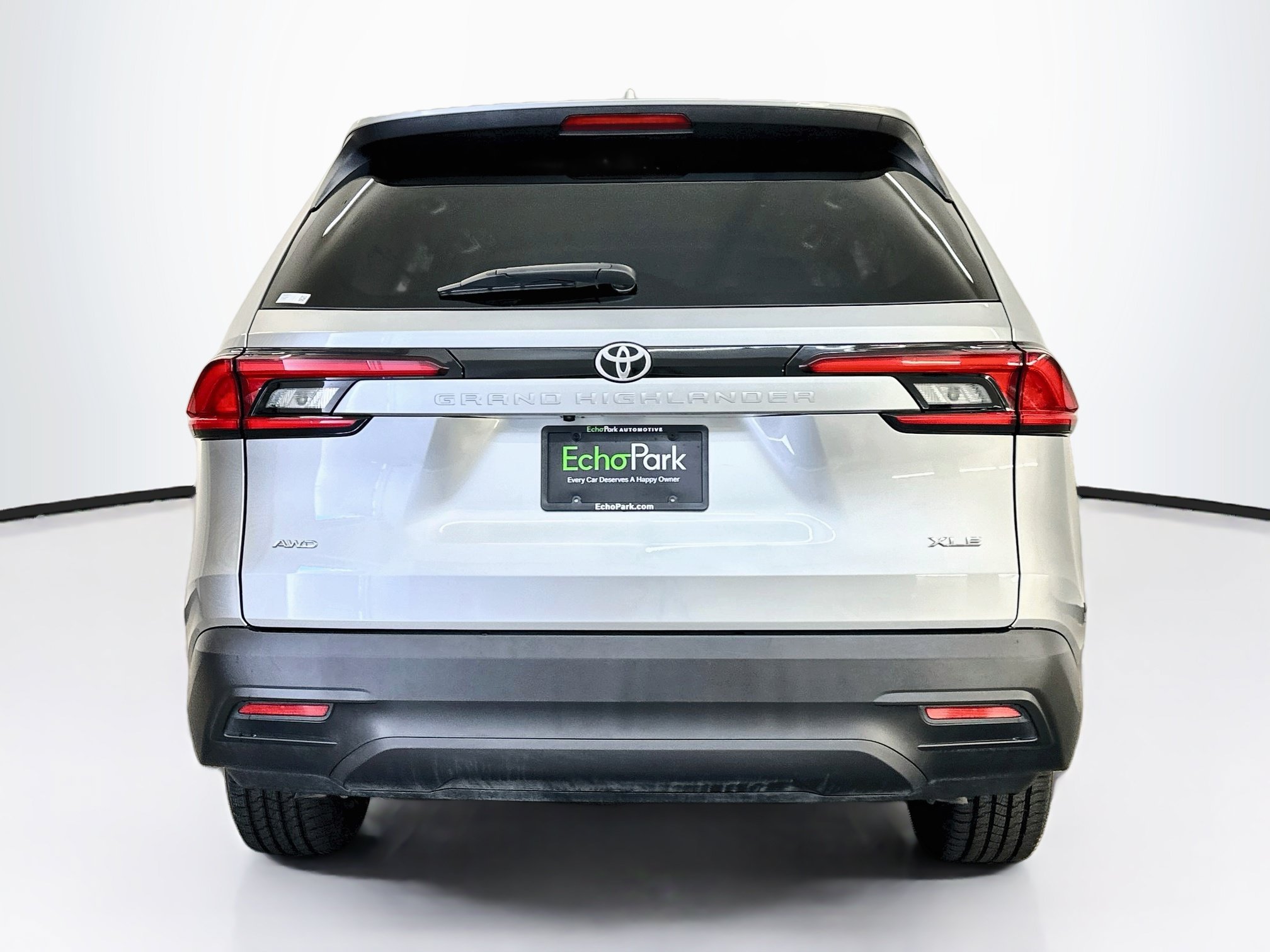 Used 2025 Toyota Grand Highlander AWD image 7