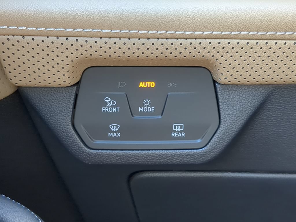 New 2026 Volkswagen Atlas Cross Sport SE FWD image 26