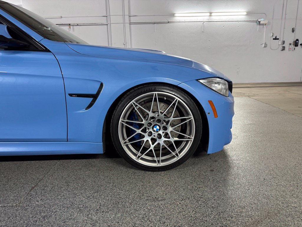 Used 2017 BMW M3 RWD image 5