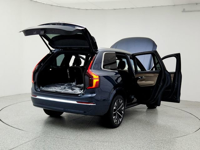 New 2026 Volvo XC90 B6 Plus w/ Protection Package image 11