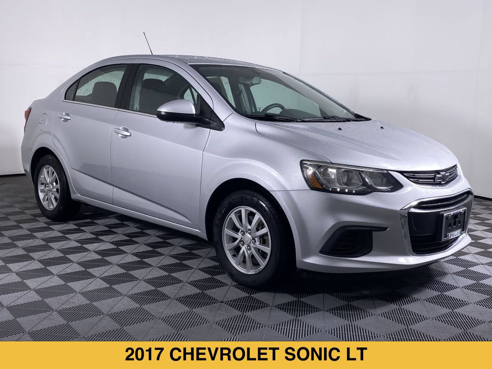 Certified 2017 Chevrolet Sonic LT FWD image 18