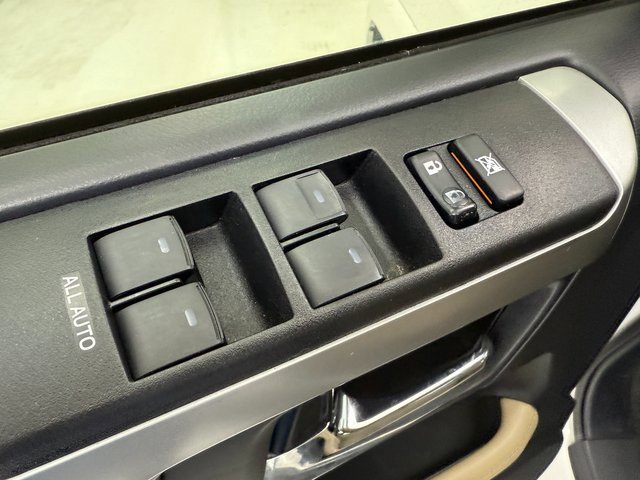 Used 2015 Toyota 4Runner SR5 image 27