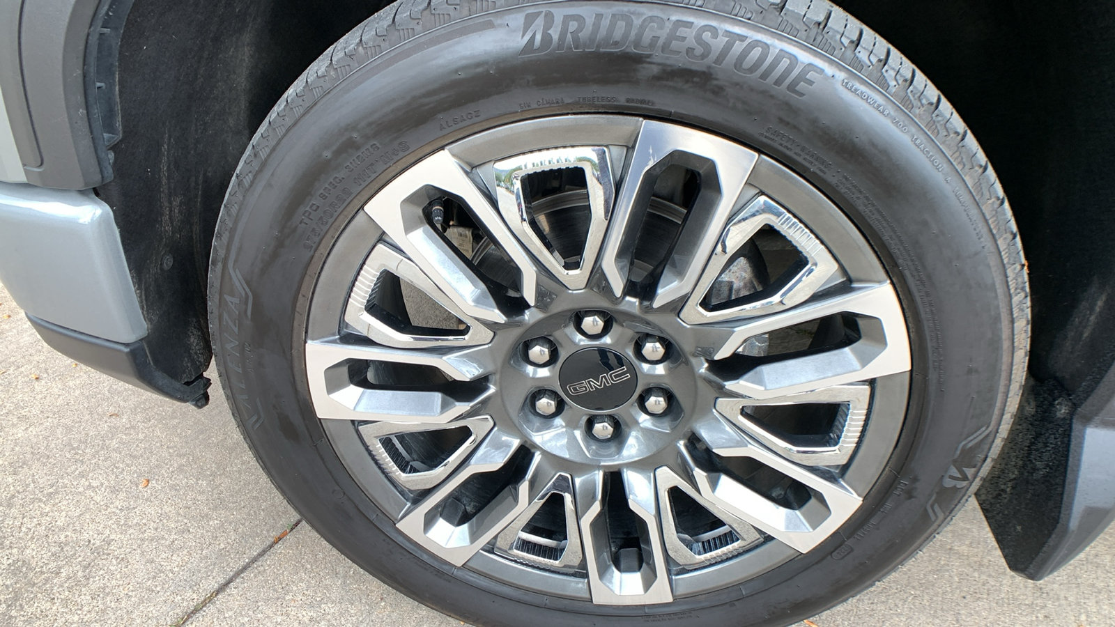 Used 2025 GMC Sierra 1500 Denali Ultimate AWD/4WD image 9