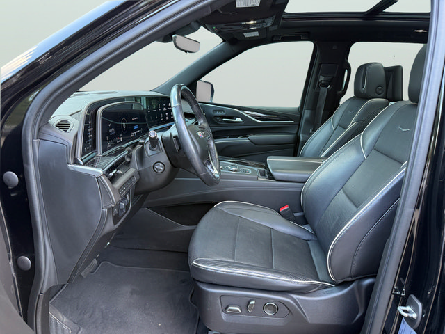 Used 2021 Cadillac Escalade ESV Sport w/ Driver Assist Tech Package AWD/4WD image 43