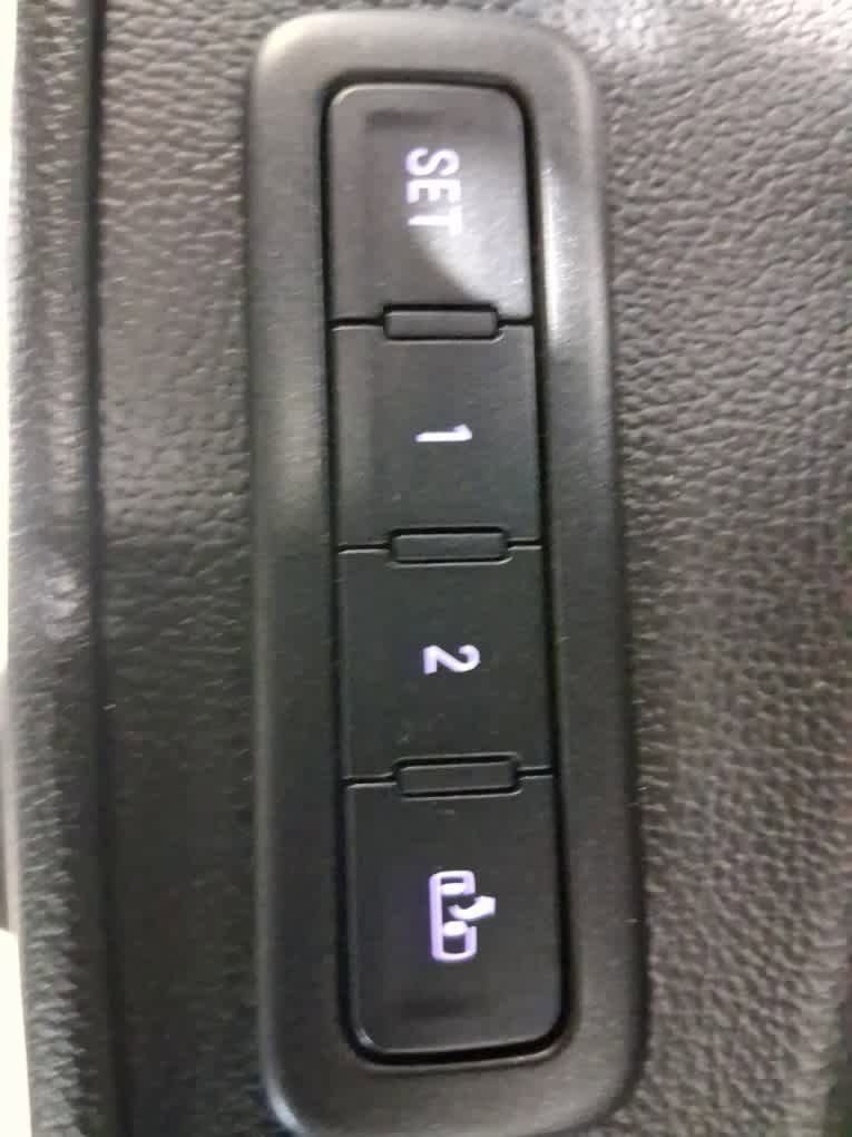 Used 2016 Chevrolet Tahoe LTZ image 12