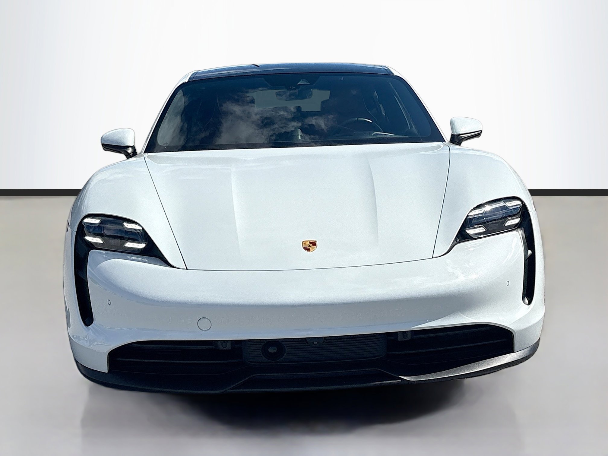 Used 2021 Porsche Taycan 4S image 8