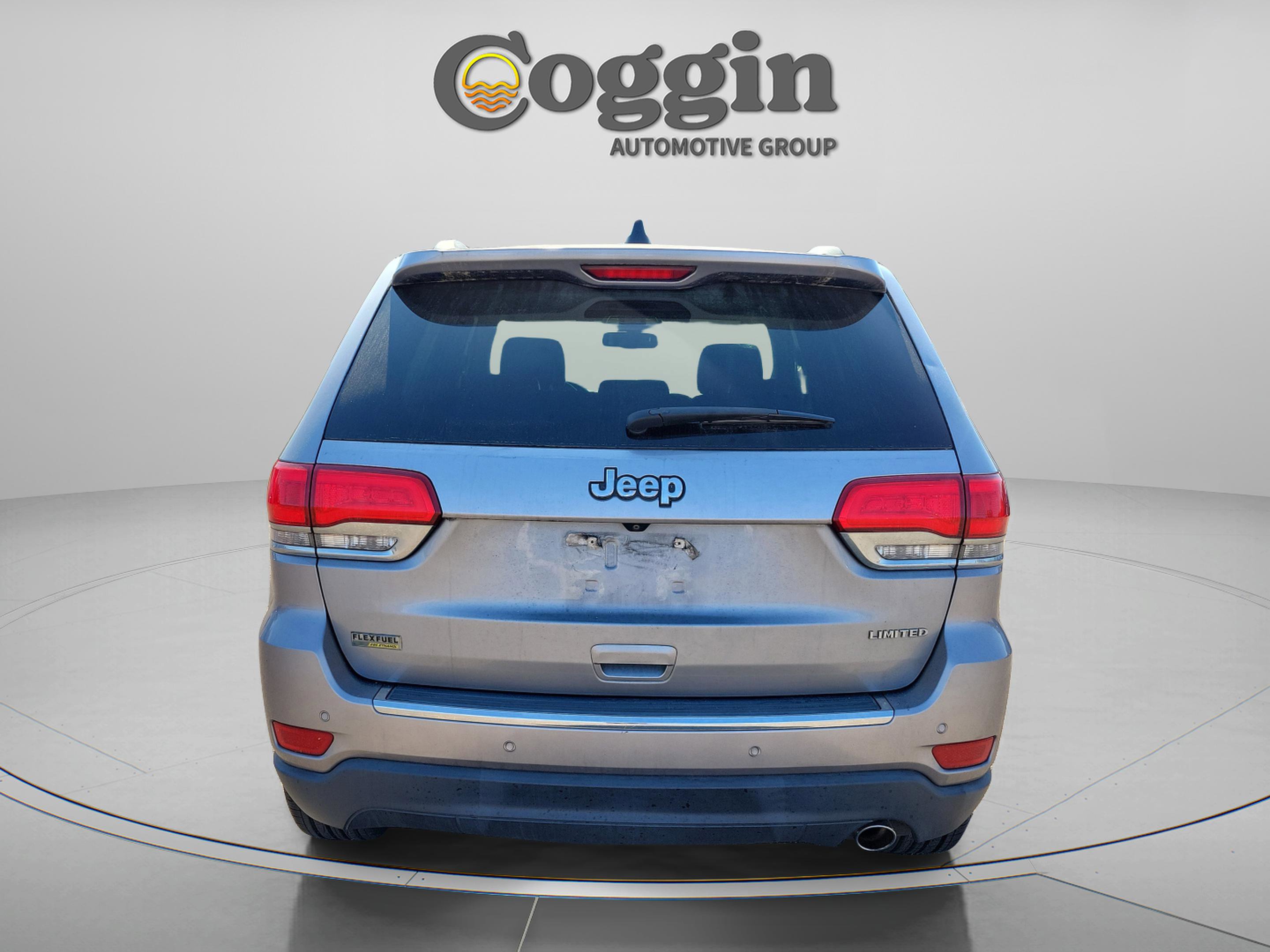 Used 2015 Jeep Grand Cherokee Limited w/ Luxury Group II image 4