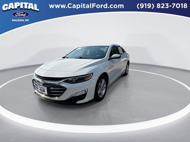 Used 2023 Chevrolet Malibu LS w/ Driver Confidence Package FWD image 4