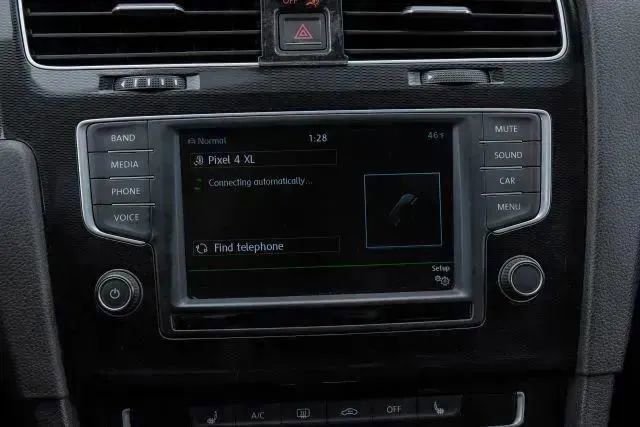 Used 2016 Volkswagen GTI SE w/ Lighting Package (SEL) image 35