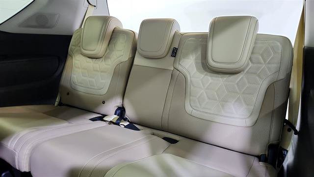 New 2027 Nissan Armada Platinum AWD/4WD image 23