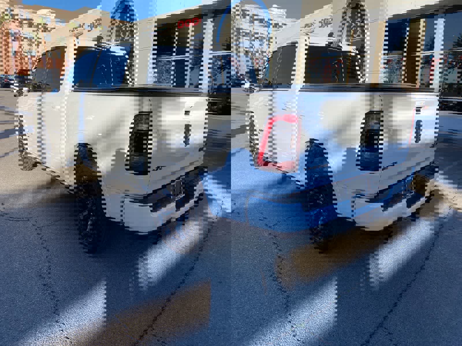 Used 2021 RAM 1500 Limited w/ Night Edition image 9