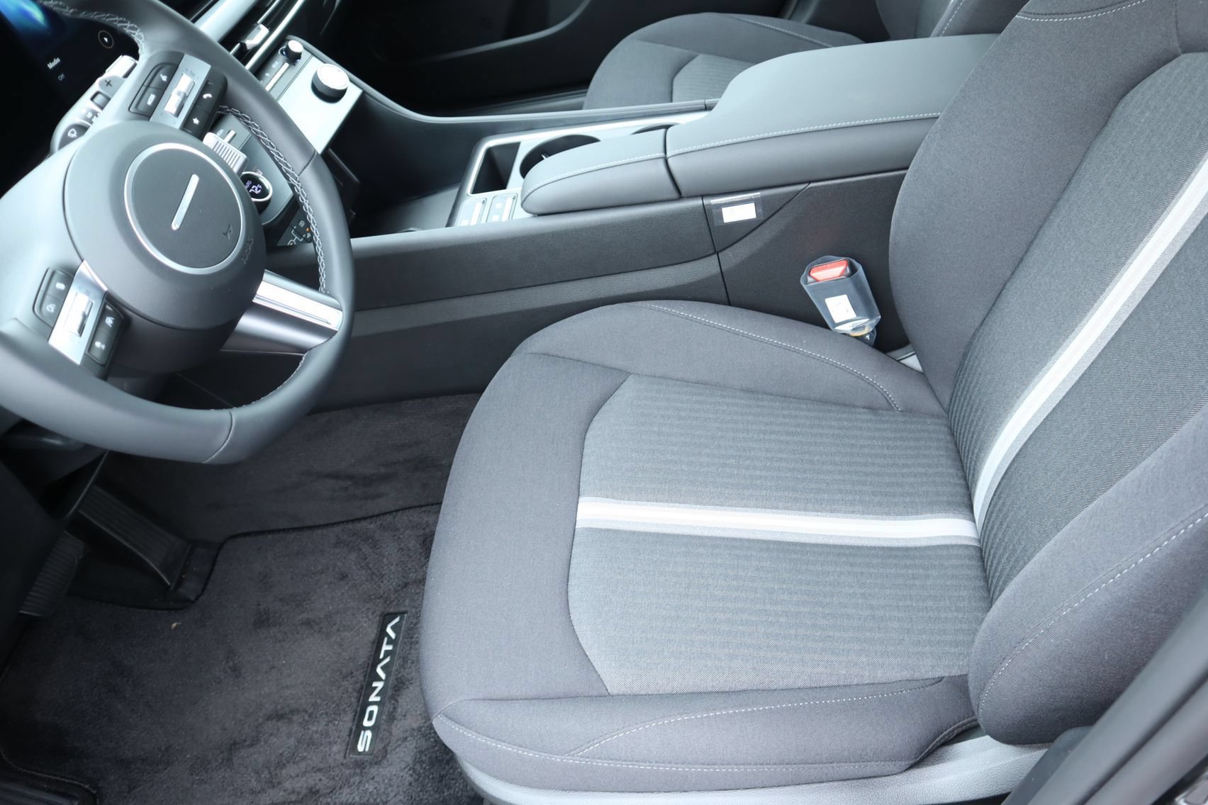 New 2026 Hyundai Sonata SEL FWD image 15
