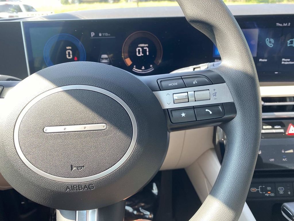 Used 2025 Hyundai Tucson SEL FWD image 34