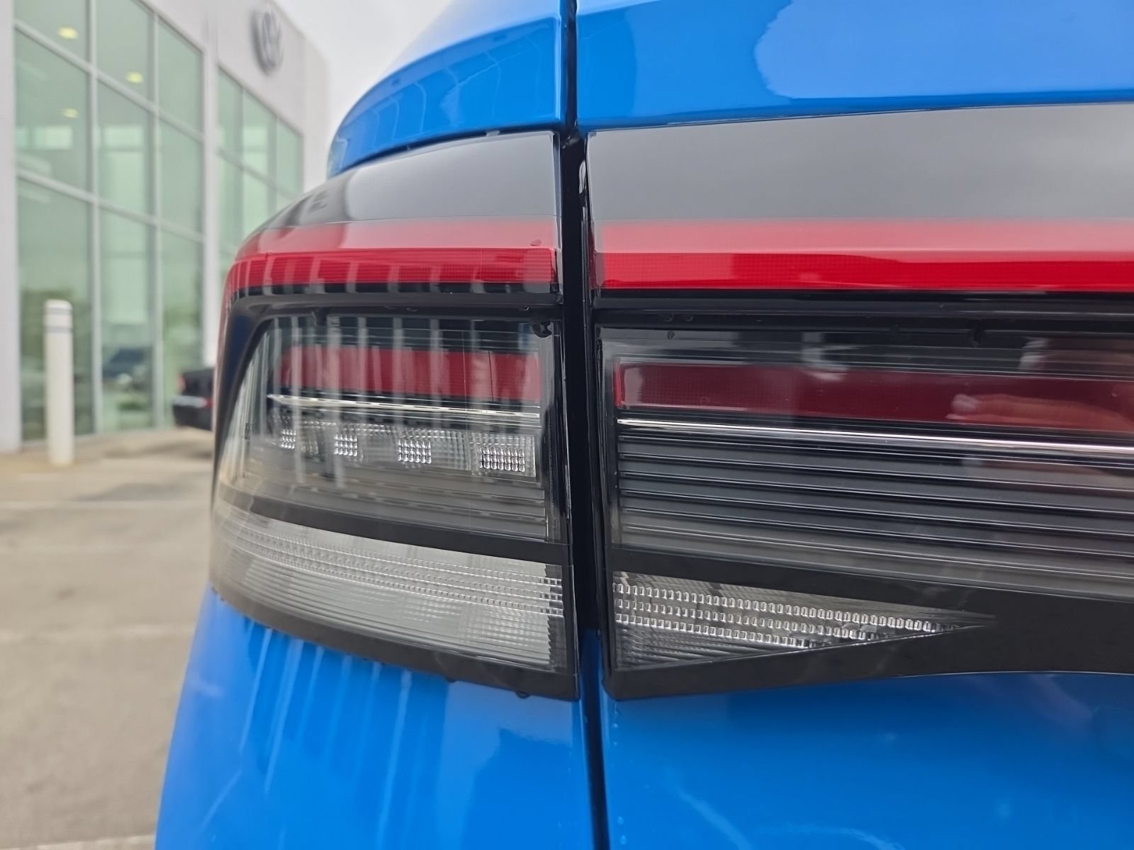 New 2027 Volkswagen Taos SE AWD/4WD image 6