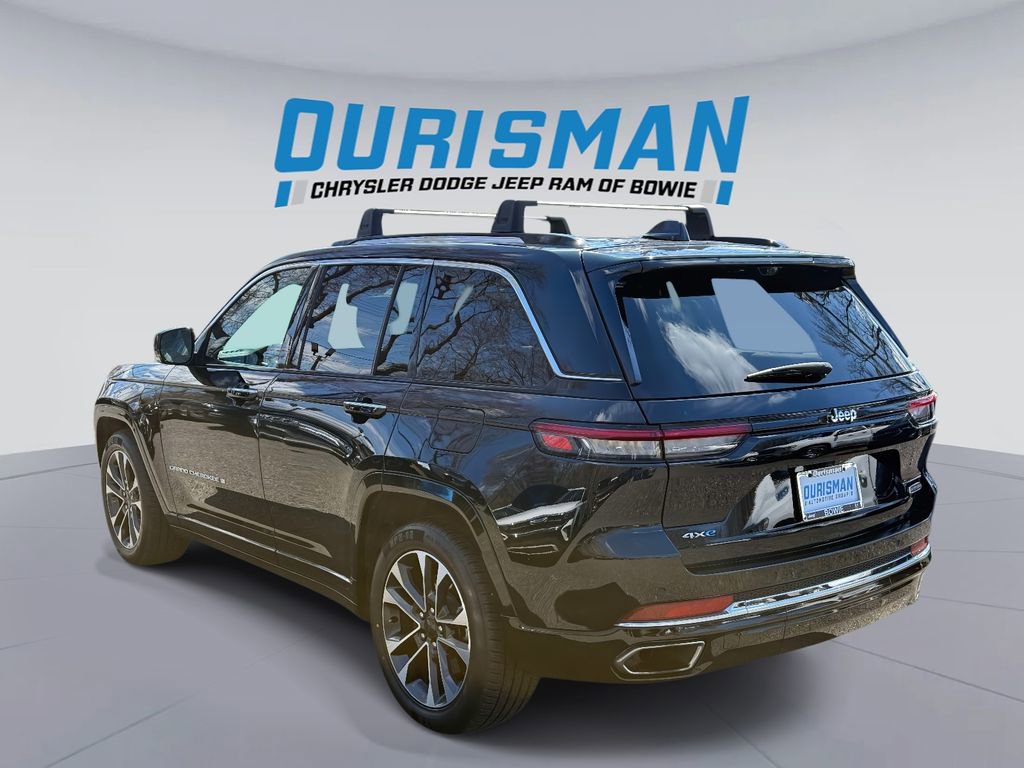 Used 2023 Jeep Grand Cherokee Overland w/ Luxury Tech Group IV image 4