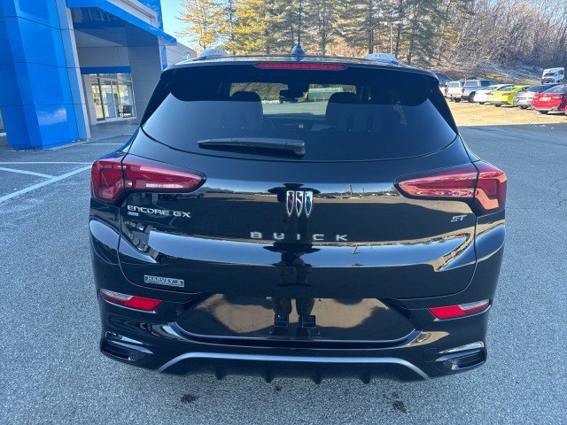 Used 2024 Buick Encore GX Sport Touring w/ Comfort Package image 3