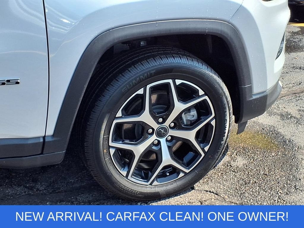 Used 2025 Jeep Compass Limited AWD/4WD image 25