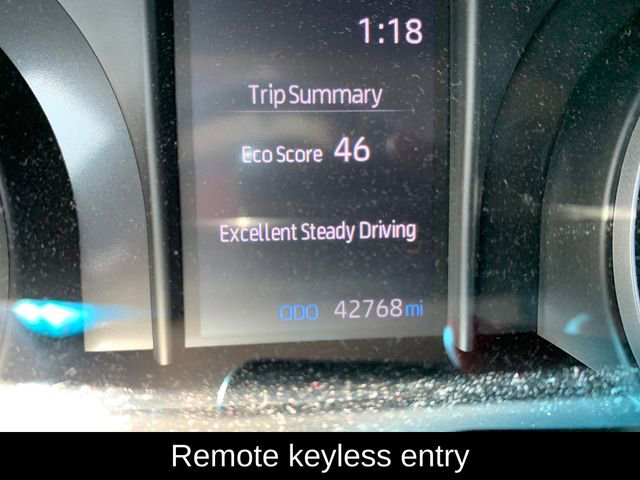 Used 2021 Toyota Venza LE image 19