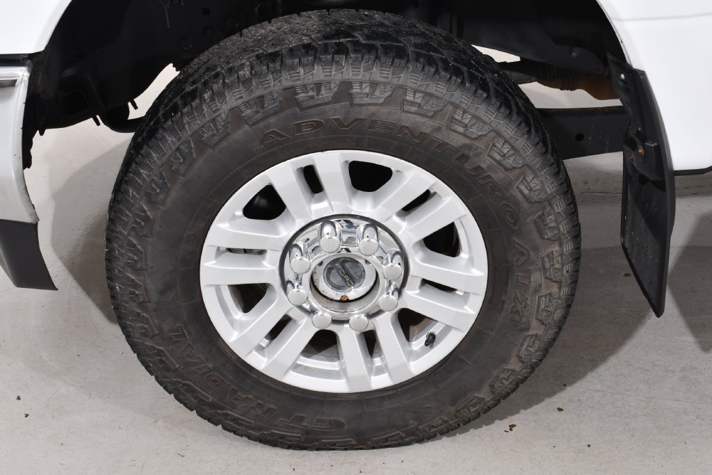 Used 2017 Ford F250 XLT w/ XLT Value Package AWD/4WD image 23