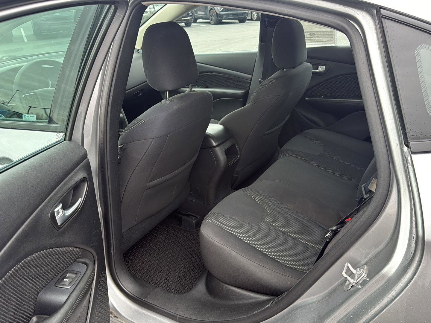 Used 2016 Dodge Dart SE w/ Convenience Group image 16