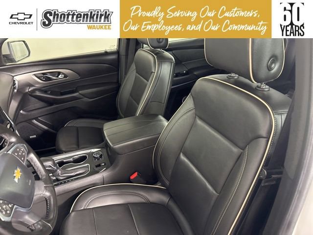 Used 2023 Chevrolet Traverse Premier image 29