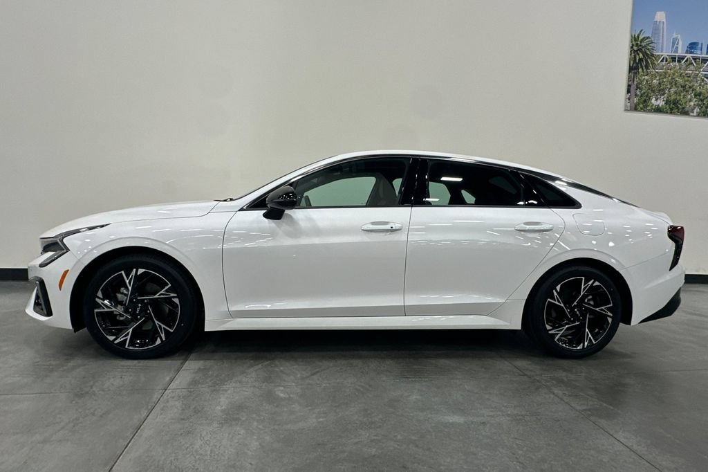 Used 2025 Kia K5 GT-Line w/ GT-Line Premium Package AWD/4WD image 7