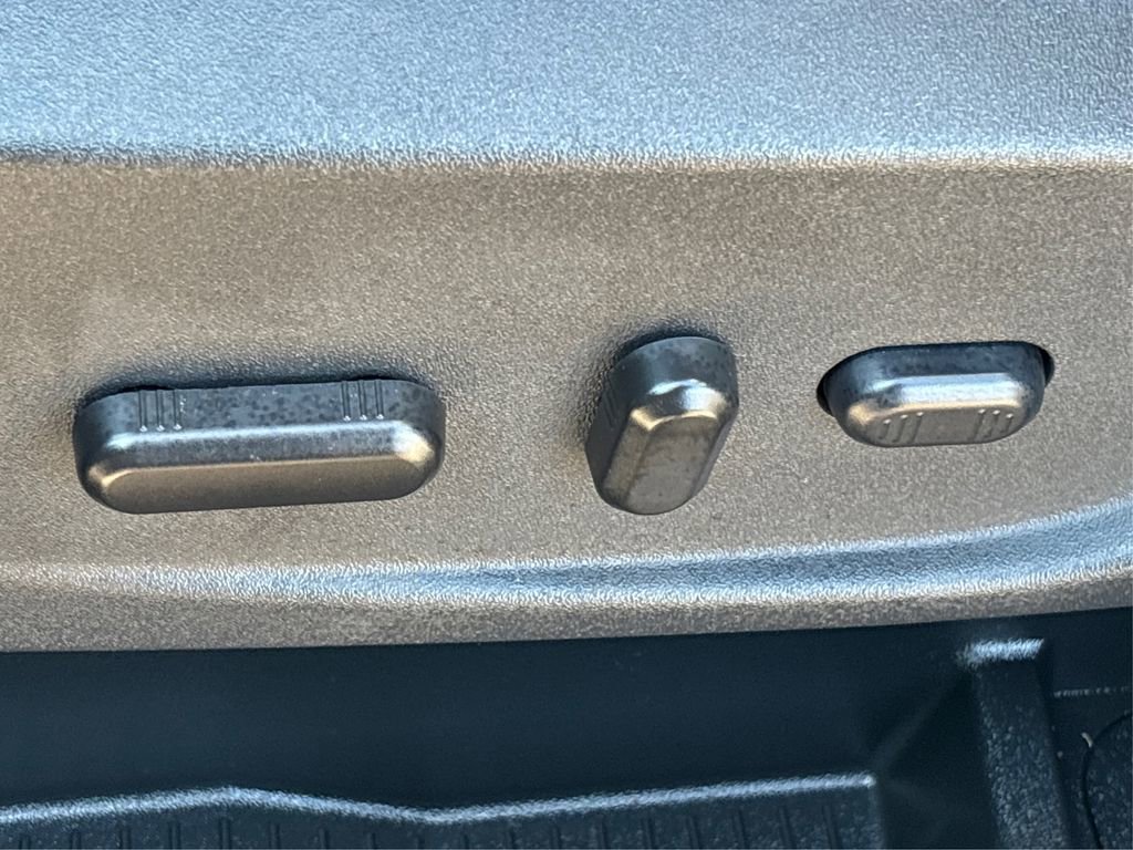 Used 2018 Ford Escape SE w/ SE Sync 3 Package image 34