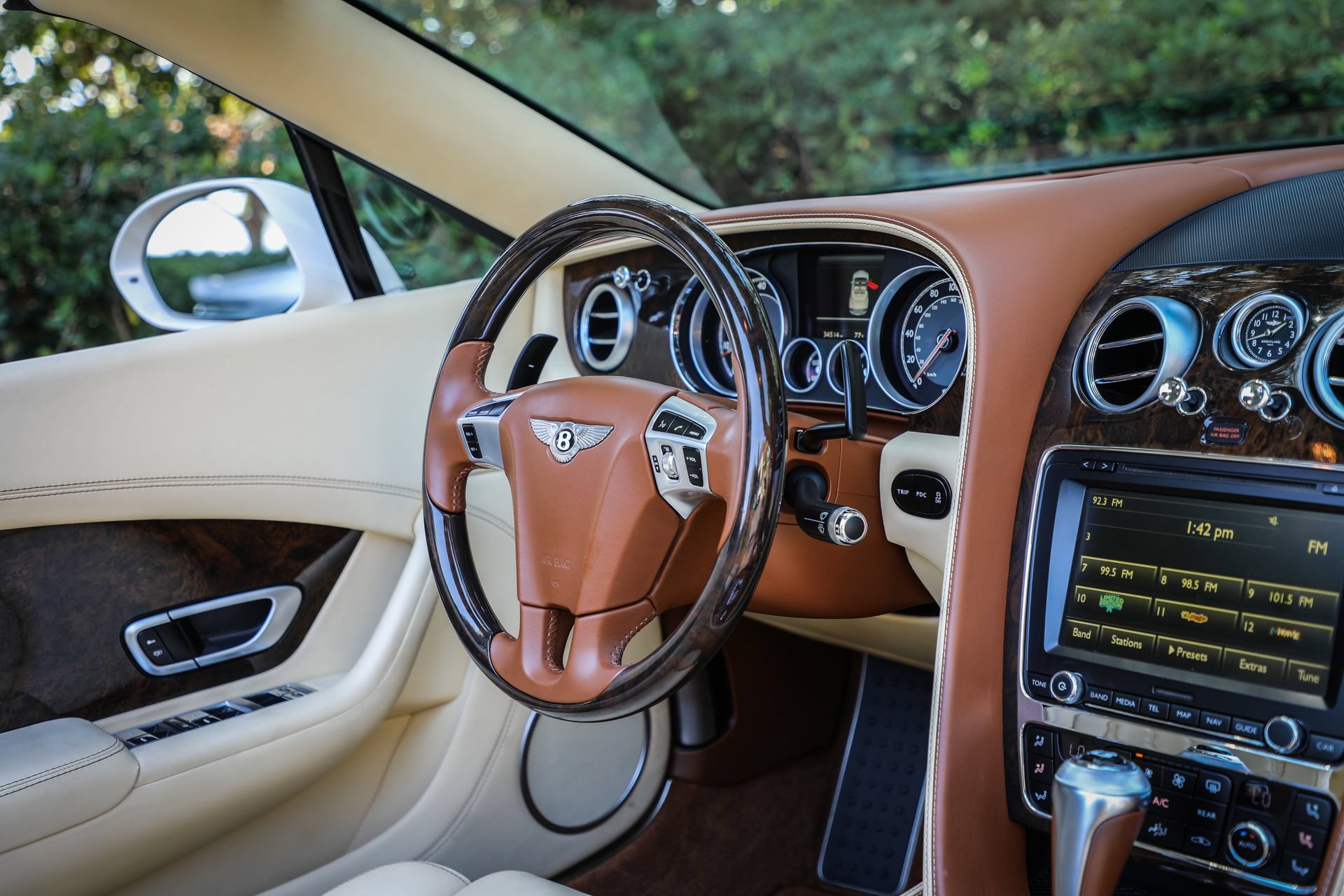 Used 2015 Bentley Continental GT AWD/4WD image 15