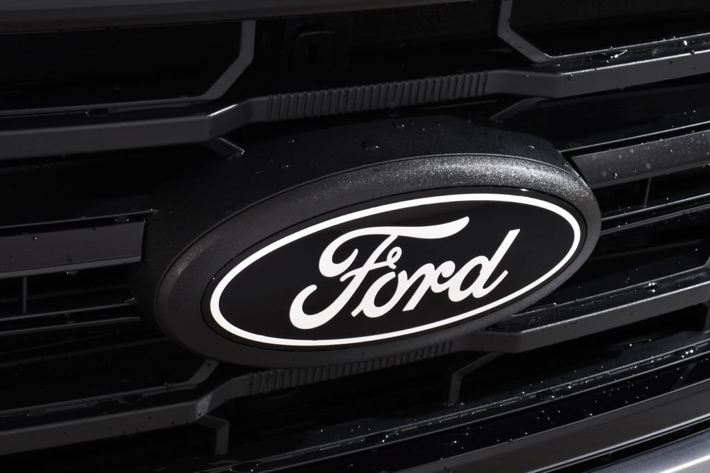 New 2026 Ford F150 XLT w/ XLT Black Appearance Package AWD/4WD image 20