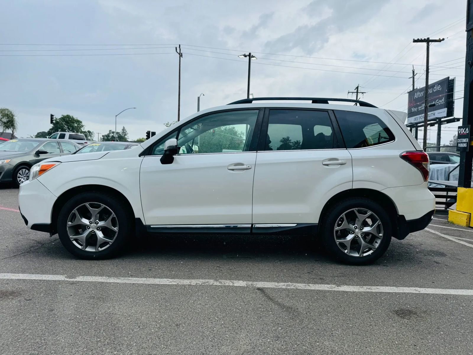 Used 2015 Subaru Forester 2.5i Touring image 8