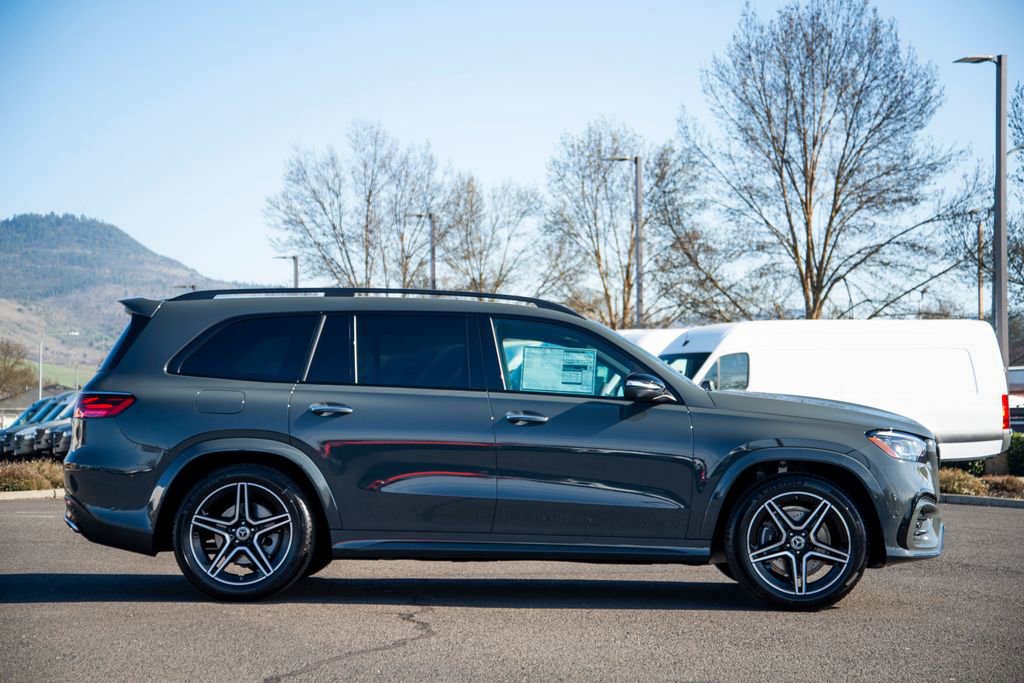 New 2026 Mercedes-Benz GLS 450 4MATIC image 5