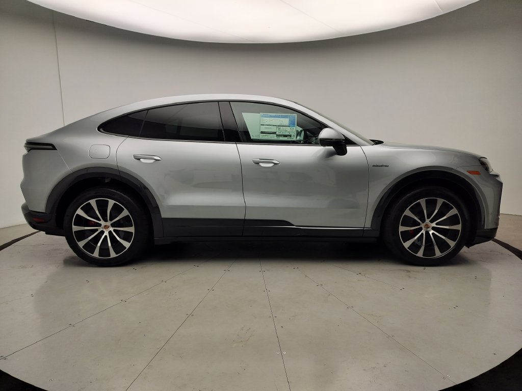 New 2026 Porsche Cayenne S AWD/4WD image 23