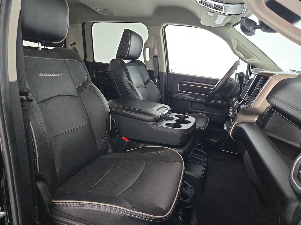 Used 2024 RAM 2500 Laramie w/ Safety Group AWD/4WD image 34