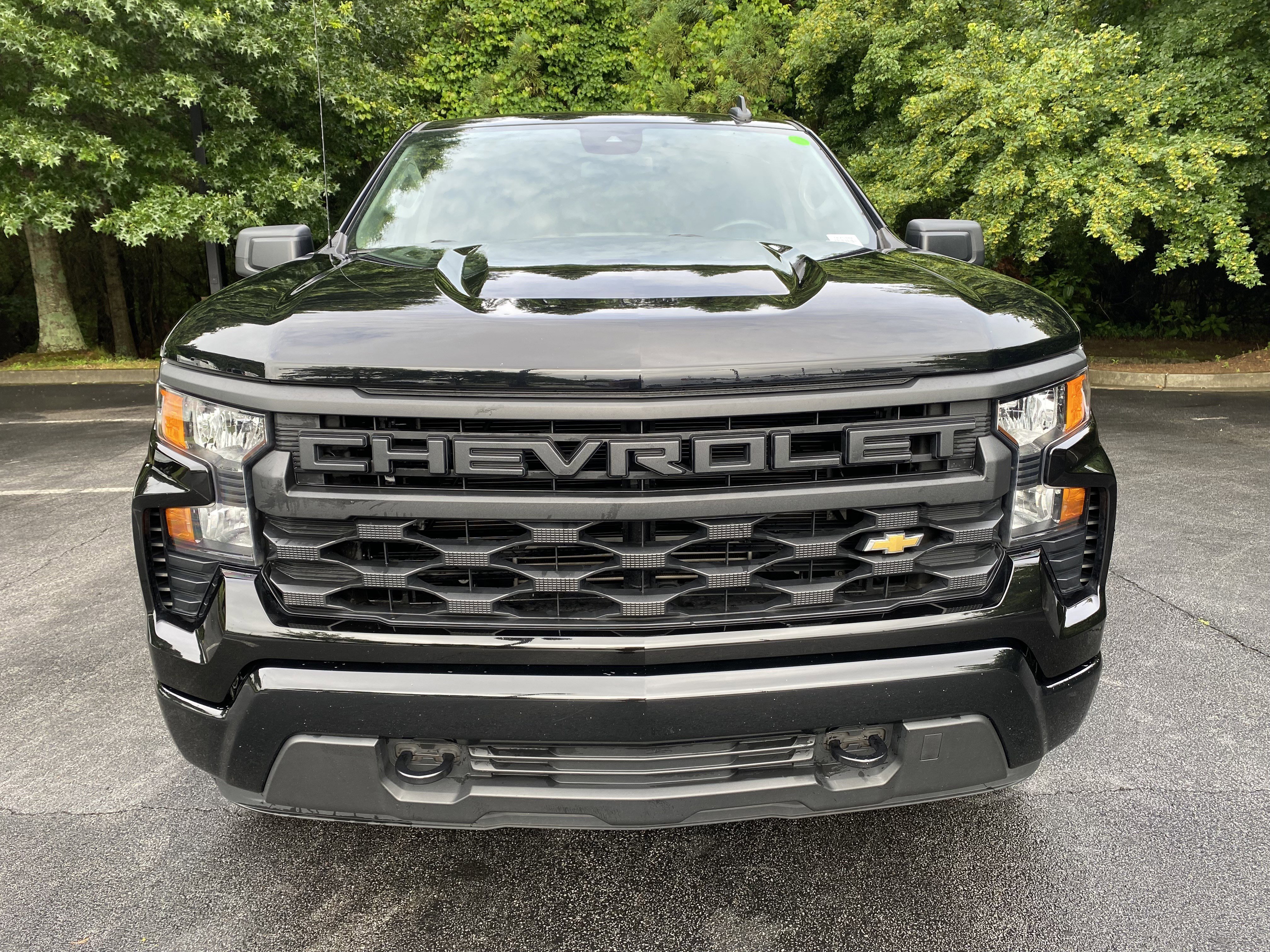 Used 2024 Chevrolet Silverado 1500 Custom RWD image 3